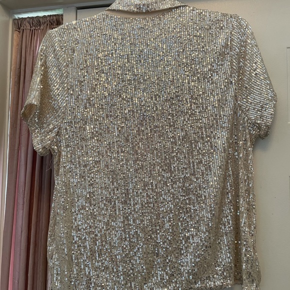 Gold tone sequined top - Picture 3 of 4